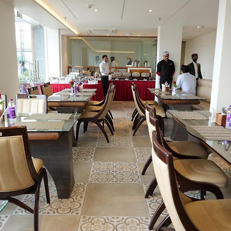 Florida Airport Hotel Kochi Nedumbassery Exterior foto
