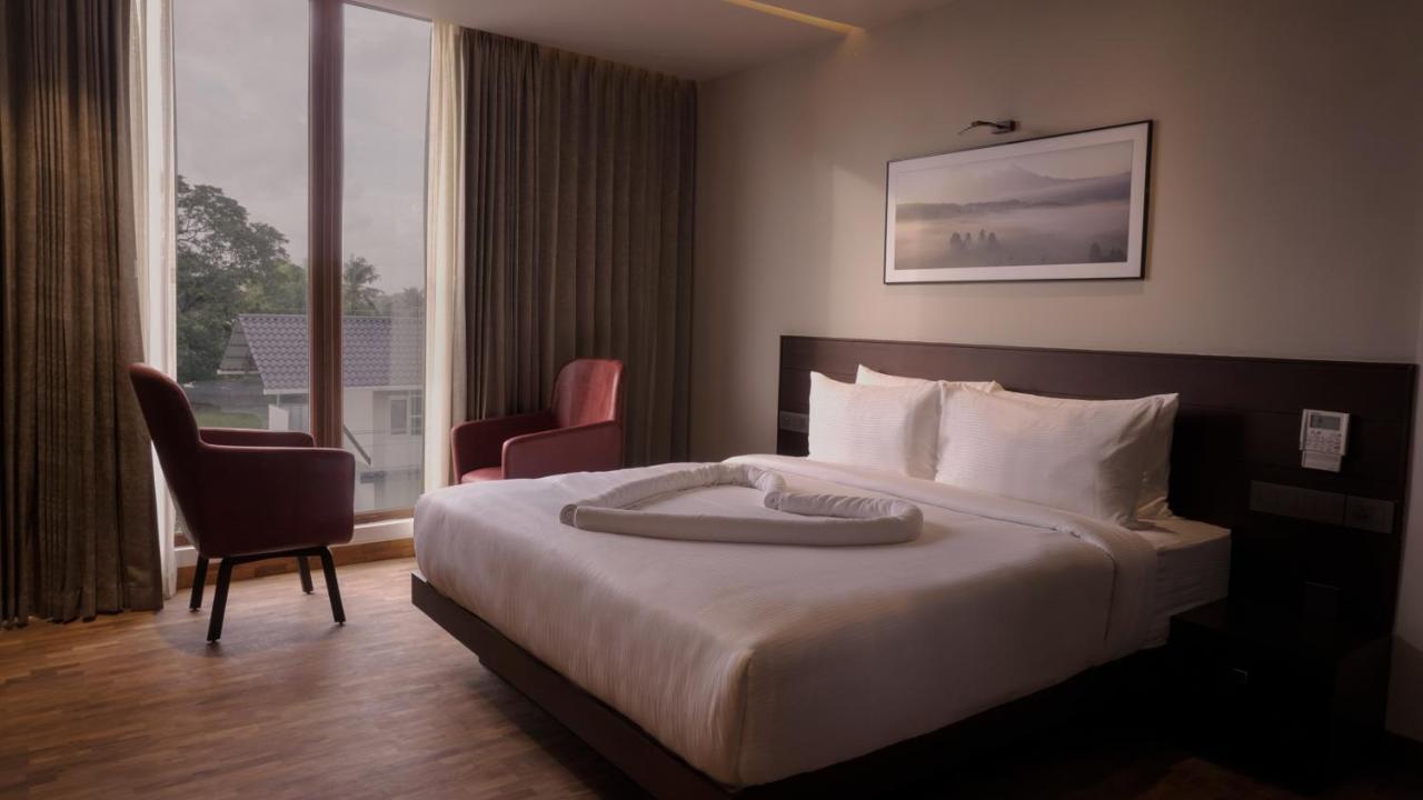 Florida Airport Hotel Kochi Nedumbassery Exterior foto